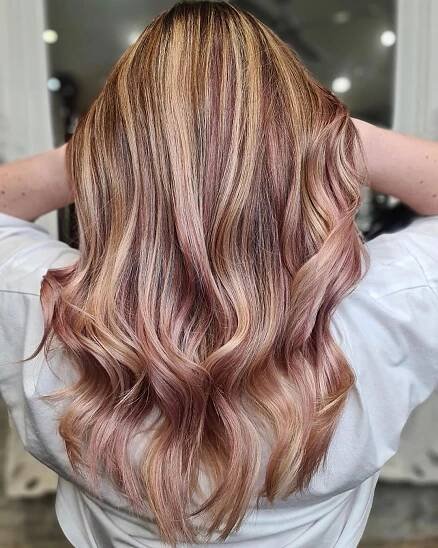 Strawberry Blonde Highlights on Sandy Brown Hair