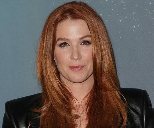 Poppy Montgomery Biography - Facts, Childhood, Family Life & Achievements