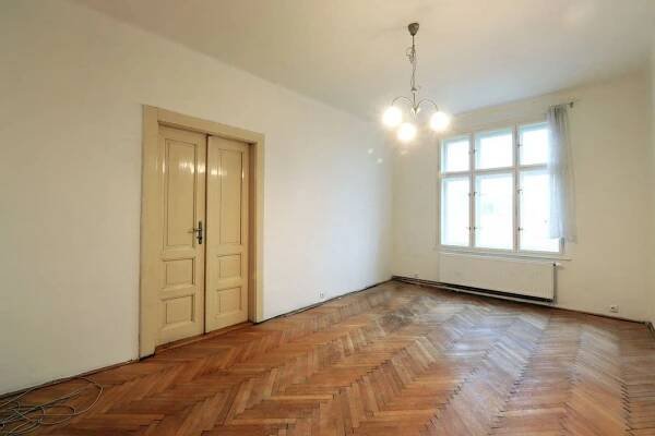 Pronájem bytu 3+1 98 m², Korunní, Praha, Praha