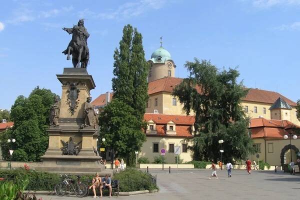 Královský odpočinek v Poděbradech: 3–4 dny s wellness procedurami pro 2