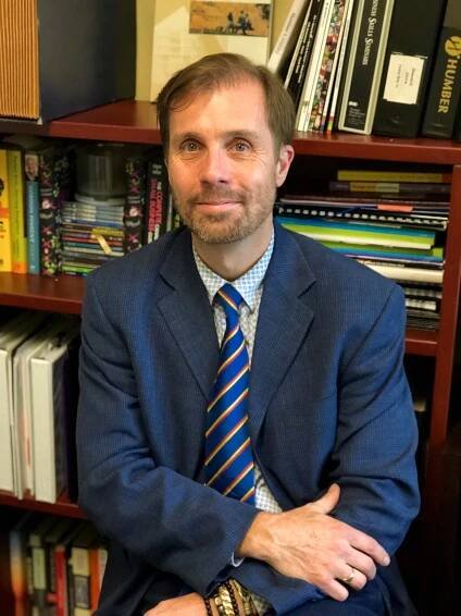 Dr. Andrew Scott