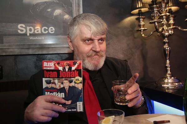 První party Ivana Jonáka na svobodě: Na tahu noční Prahou!
