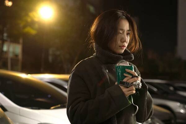 Hwa-young Ryu - Exist Within - Z filmu