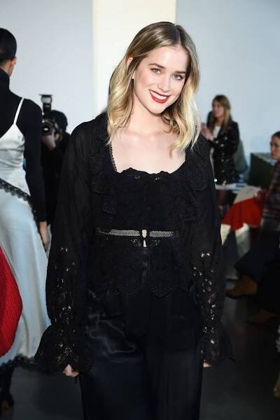 Elizabeth Lail - Actress
