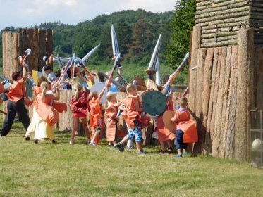 Návrat do středověku, aneb den středověké zábavy - Oficiální stránka obce Semtěš