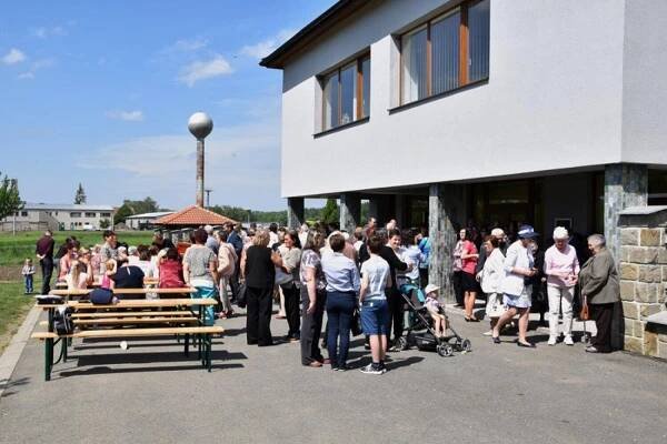Otevření hřbitovní kaple - Suchá Loz