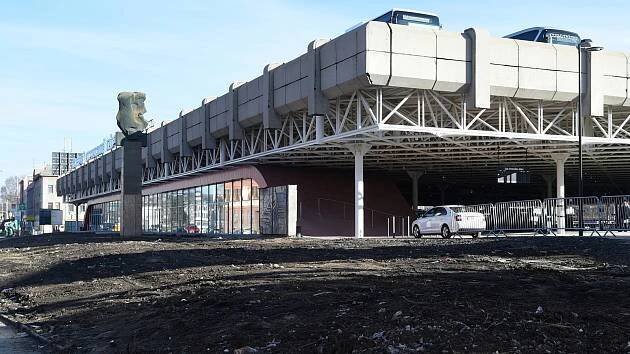 Opravené autobusové nádraží na Zvonařce