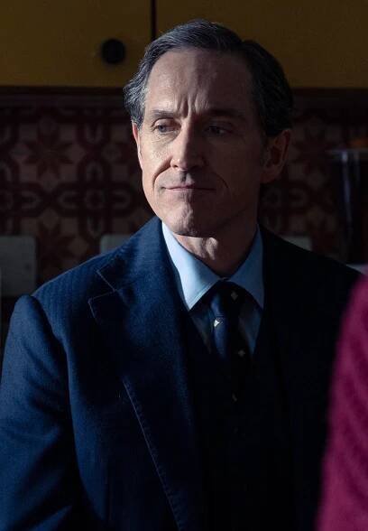 Bertie Carvel as Dalgliesh in a scene.