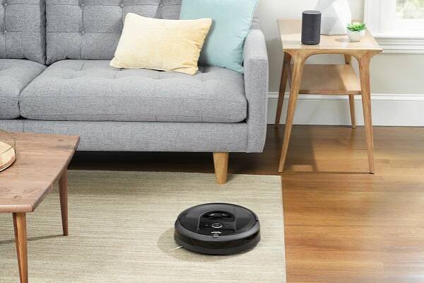 iRobot’s latest Roomba remembers your home’s layout and empties itself