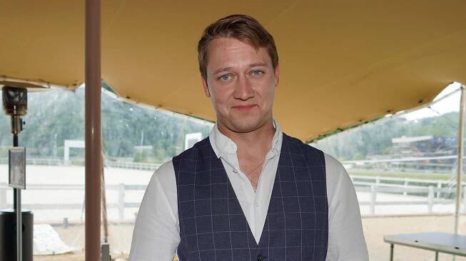 Ondřej Kraus o natáčení seriálu O lidech a koních, práci s koňmi před kamerou, lokacích a kolezích
