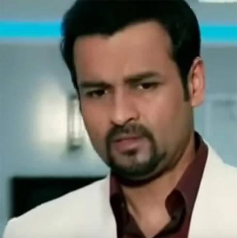 Portfolio » Rohit Roy