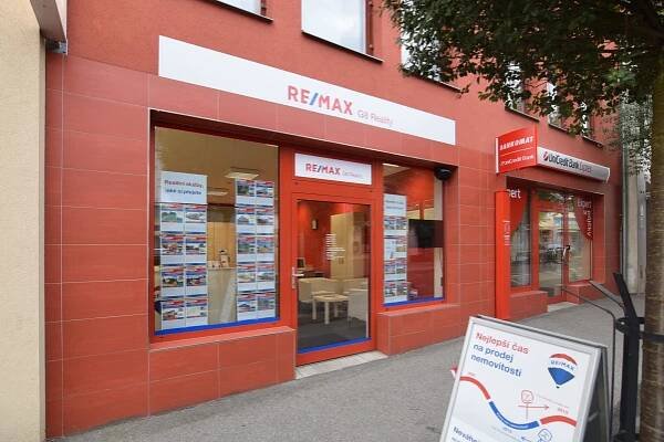 RE/MAX G8 Reality
