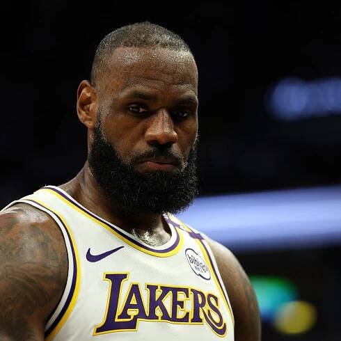 LeBron James Pays Tribute to Diogo Jota