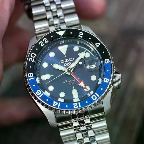 Seiko 5 Sports GMT SSK003K1