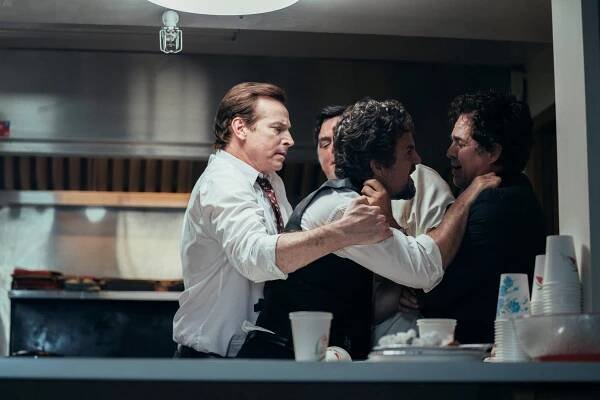 Bludné kruhy - Epizoda 2 - Z filmu - Rob Huebel, Mark Ruffalo