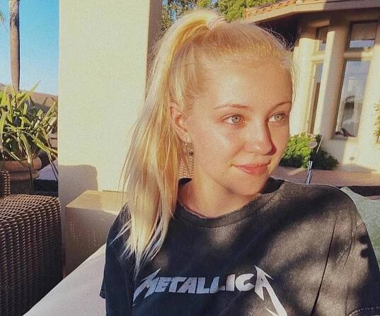 Ava Sambora