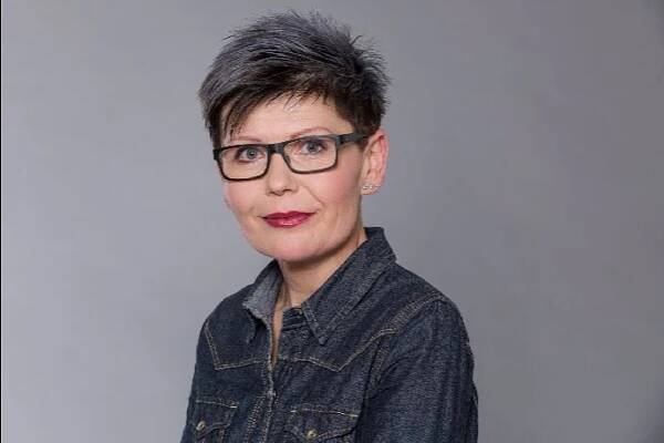 FOTO: Pavlína Johnová – stránka 6