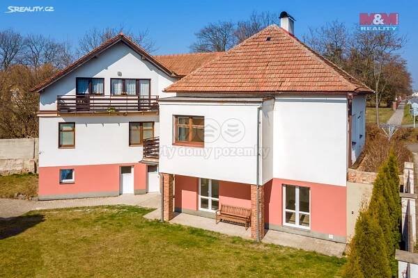 Pronájem bytu 2+1 68 m², Hradecká, Opatovice nad Labem