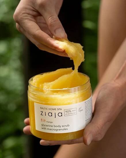 Ziaja Baltic Home Spa Fit Mango hrubozrnný peeling s glycerinem