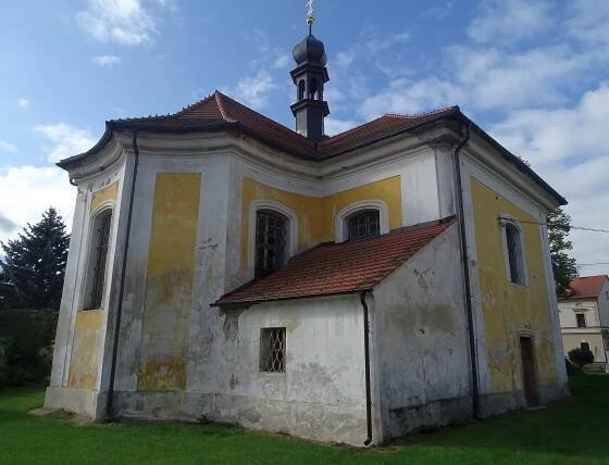 Soubor:Kostel svatého Petra a Pavla, Dolní Lukavice, 14.jpg