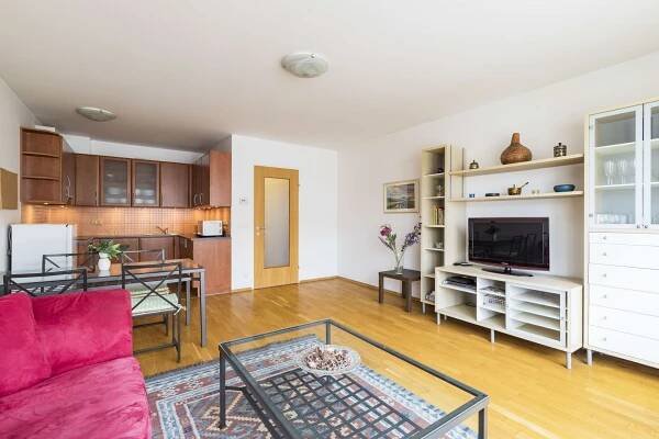 Karla Engliše, Praha 5, byt 2+1 na rentals | Karla Englise | LexxusNorton.cz