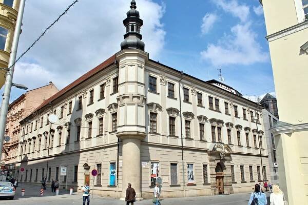 Palác šlechtičen v Brně se znovu otevírá i s bohatým programem