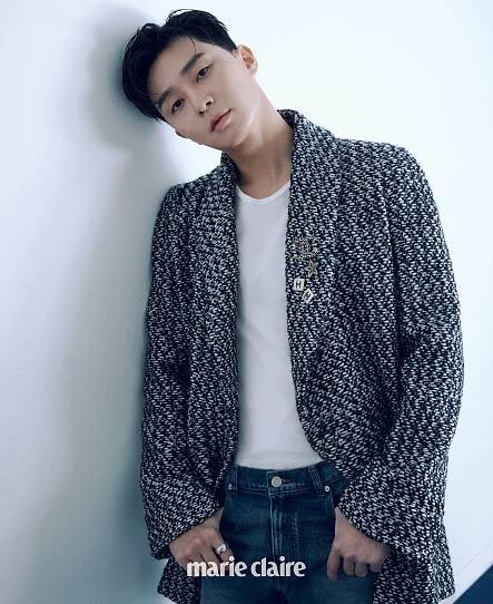 Park Seo Joon chce být lepším člověkem, aby mohl příznivě ovlivnit své fanoušky - Asianstyle