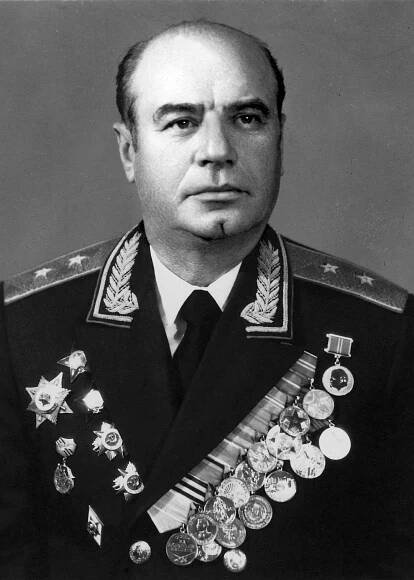 Těrenťjev, Jurij Pavlovič : T