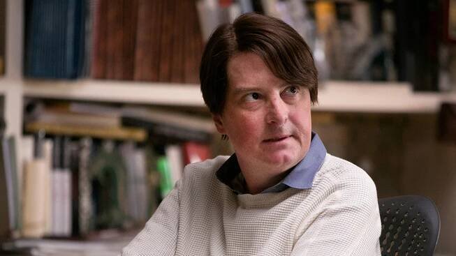 Peter Gregory | Silicon Valley | Novinky, zajímavosti a tipy ze světa seriálů a filmů | Edna.cz