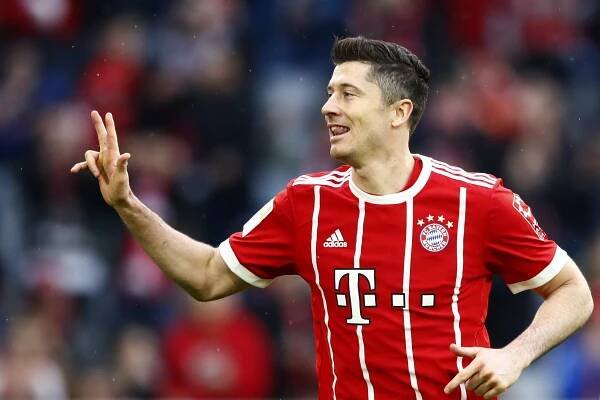 Rodí sa prestupová bomba, kanonier Lewandowski údajne zamieri do Realu Madrid