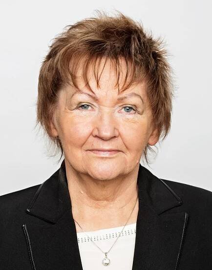 Zemřela exposlankyně za ANO Lorencová (†83). Od Zemana dostala metál, působila i v ČT