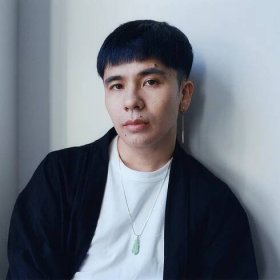 Grieving His Mother’s Death, Ocean Vuong Learned to Write for Himself