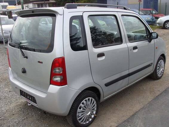 Prodej Suzuki - Wagon R 1.3i 4x4, Servisní kniha | tutut.cz