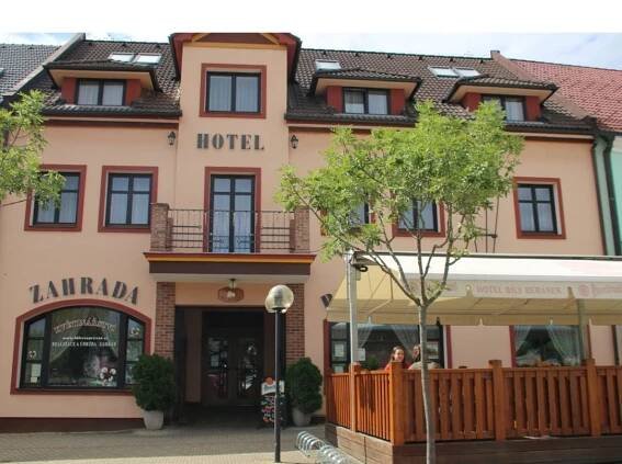 Hotel Bílý Beránek Kralovice*** Restaurace, Zahrádka, Bowling