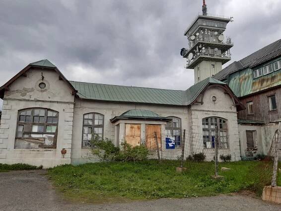 Horský hotel Klínovec s rozhlednou | Databáze domů s historií