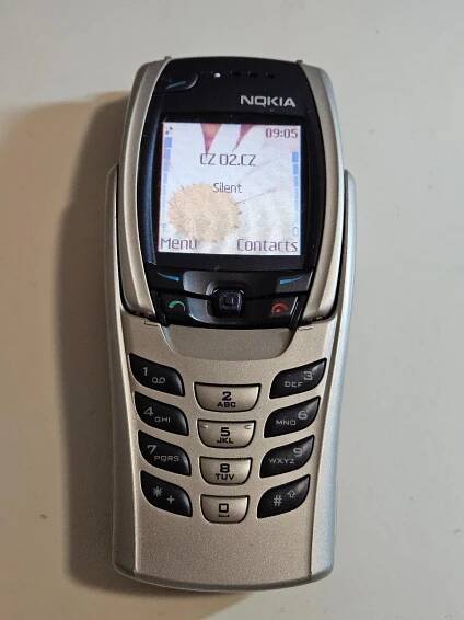 Nokia 6800 krásný stav!