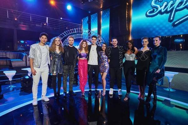 Superstar vrcholí, vstupuje do živých finálových kol - RadioTV