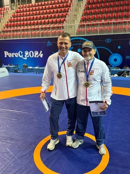 Čeští veteráni září na mistrovství světa v zápase: Marek Švec a Tomáš Tobola přivezli zlato, Luděk Konvičný bronz - Czech