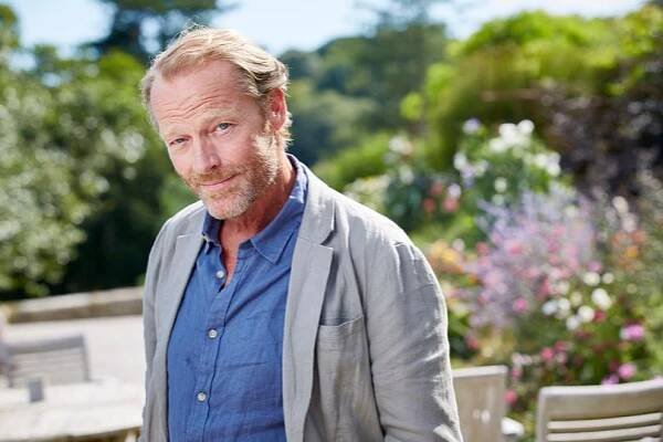 Delicious 1-3 - Iain Glen - British Actor