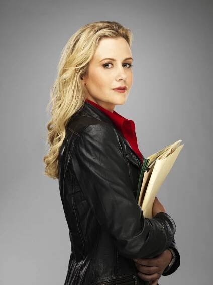 Against the Wall - Promo - Rachael Carpani