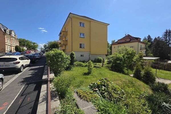 Pronájem bytu 2+1, 63 m², Karlovy Vary, ul. 5. května - Vladimír Růžička - realitní makléř pro Karlovy Vary, Sokolov a Cheb