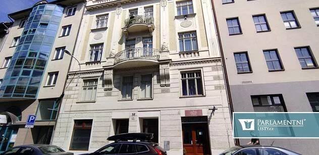Úplatkářská kauza kolem Via Consult nadále hýbe Českem