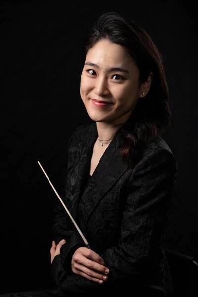 Han-Na Chang Conductor Official Website