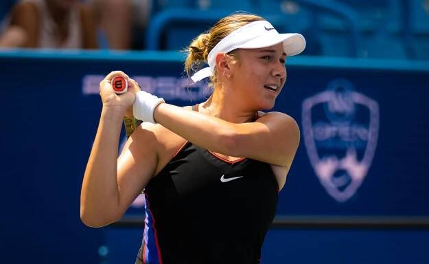 Anisimova announces indefinite break from tennis