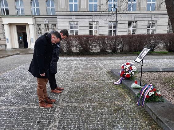 Vedení obvodu uctilo památku Josefa Hlavatého | Portál městského obvodu Plzeň 3