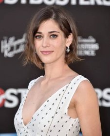 Lizzy Caplan To Star In Apple's Drama Series 'Are You Sleeping'