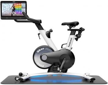 Exercise bike with screen