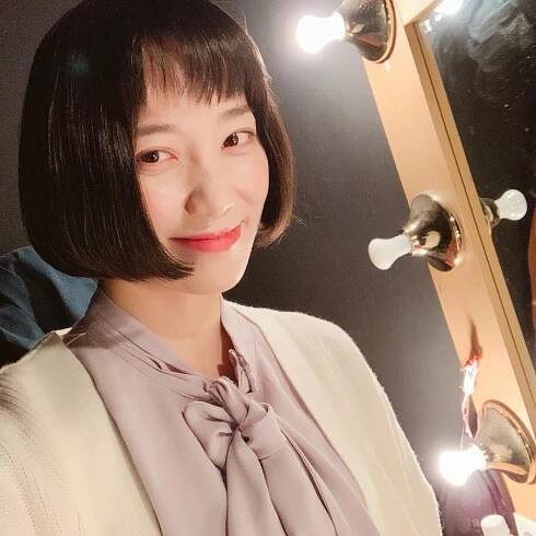 Woo Hye-Young-1990-p1.jpg