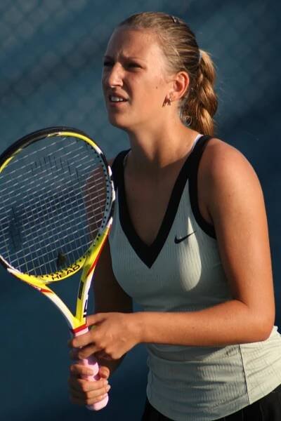 Soubor:Azarenka Brisbane 2009 1.jpg – Wikipedie