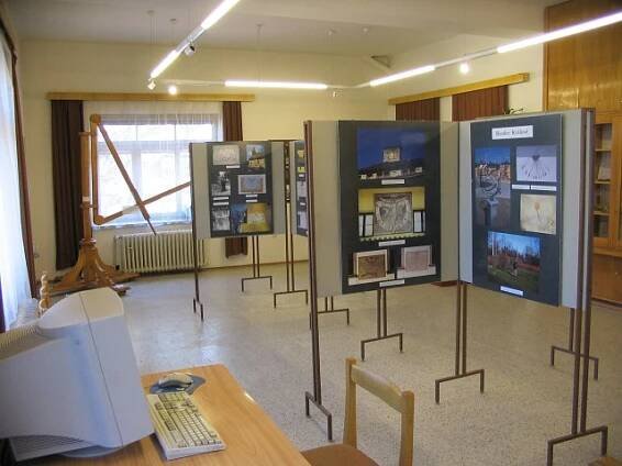 exponáty výstavy v r. 2005
